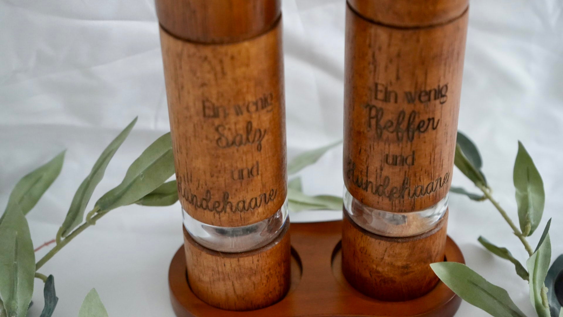 Salz- & Pfeffermühlen aus Holz mit Gravur - Fietes-Pawluxe