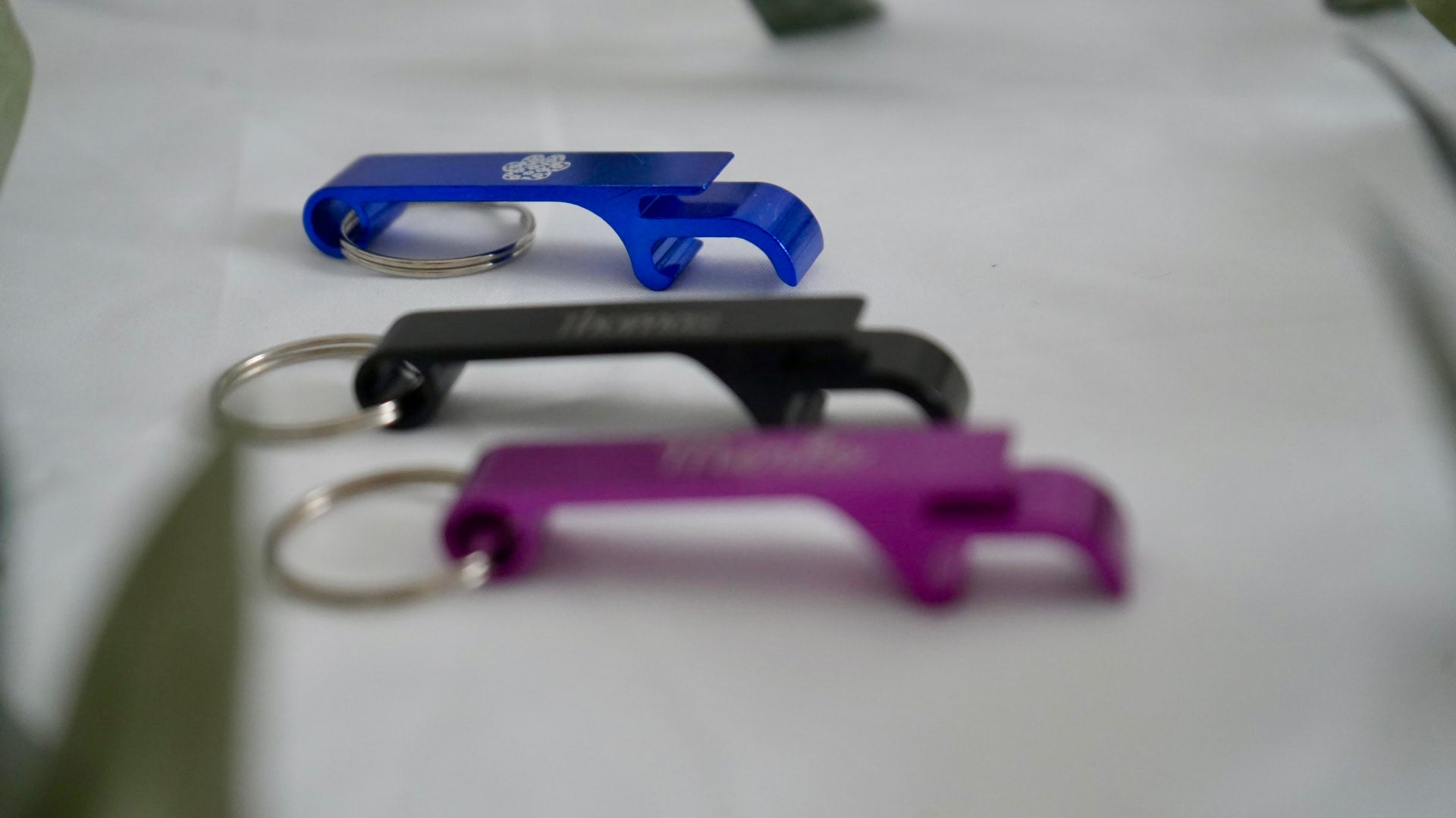 Personalisierbarer Mini-Flaschenöffner - Fietes-Pawluxe